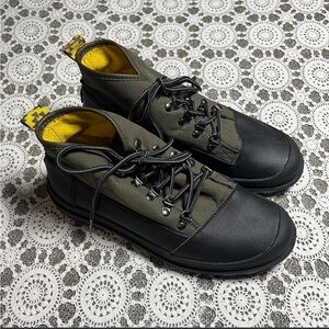 Stylish Black and Olive Men's Boots